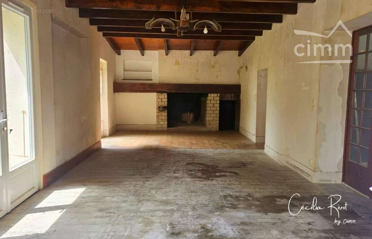 Maison de caractère avec 1,5 hectare - photo 4