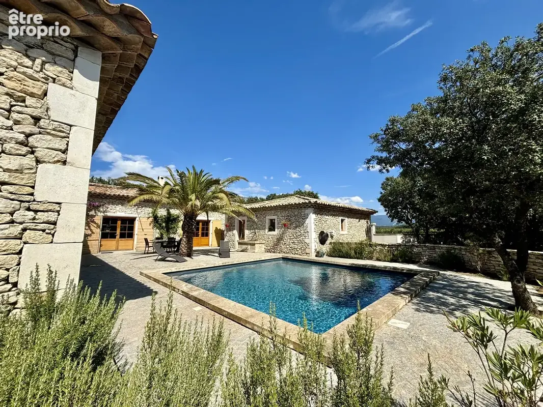 Exceptionnel!  a grignan , superbe mas en pierres avec piscine. - photo 3