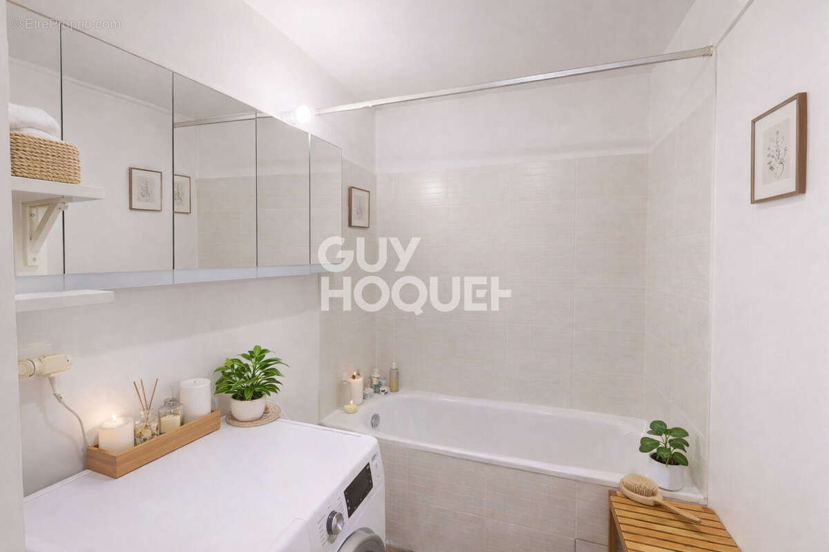 Appartement à AUBERVILLIERS