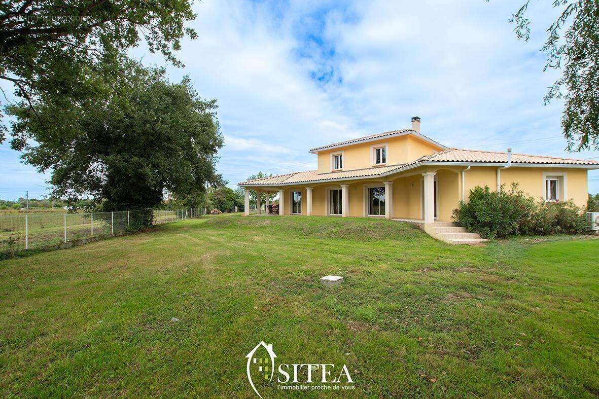 Maison à SAINT-JORY