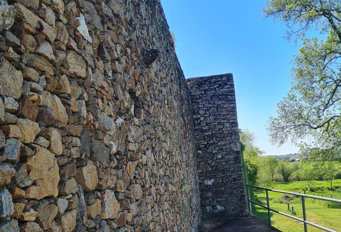 Maison à LE LANDREAU
