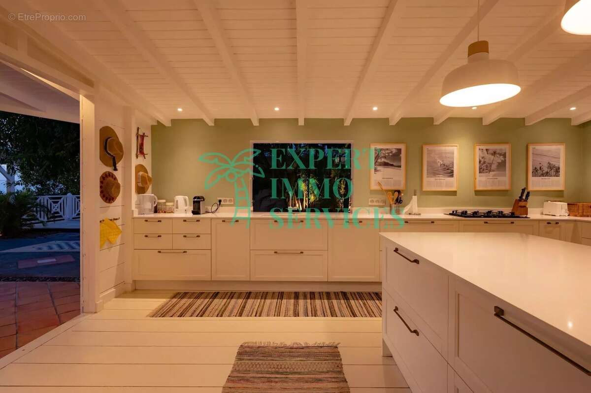 Maison à GRAND-BOURG