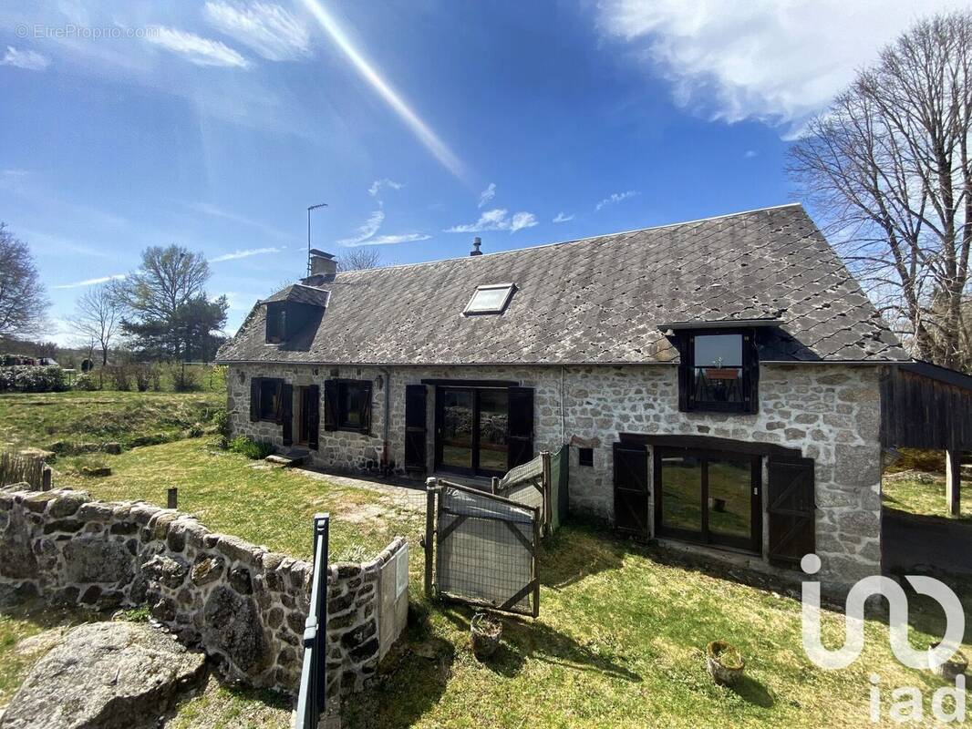 Photo 1 - Maison à MOUSTIER-VENTADOUR