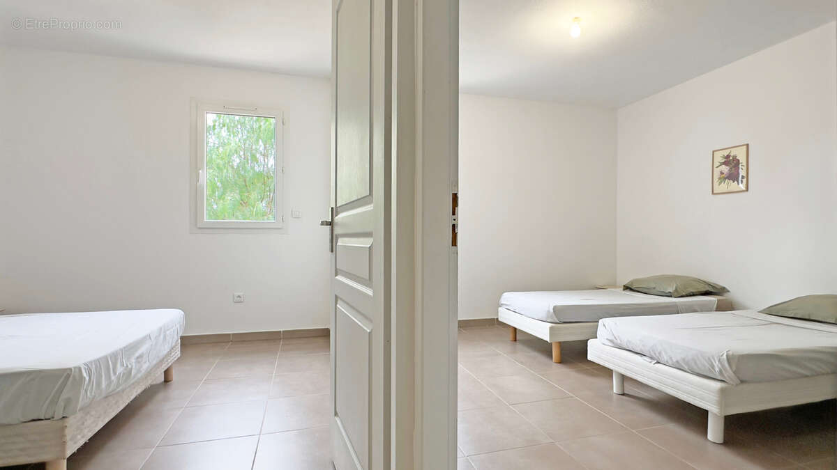 Appartement à CARQUEIRANNE