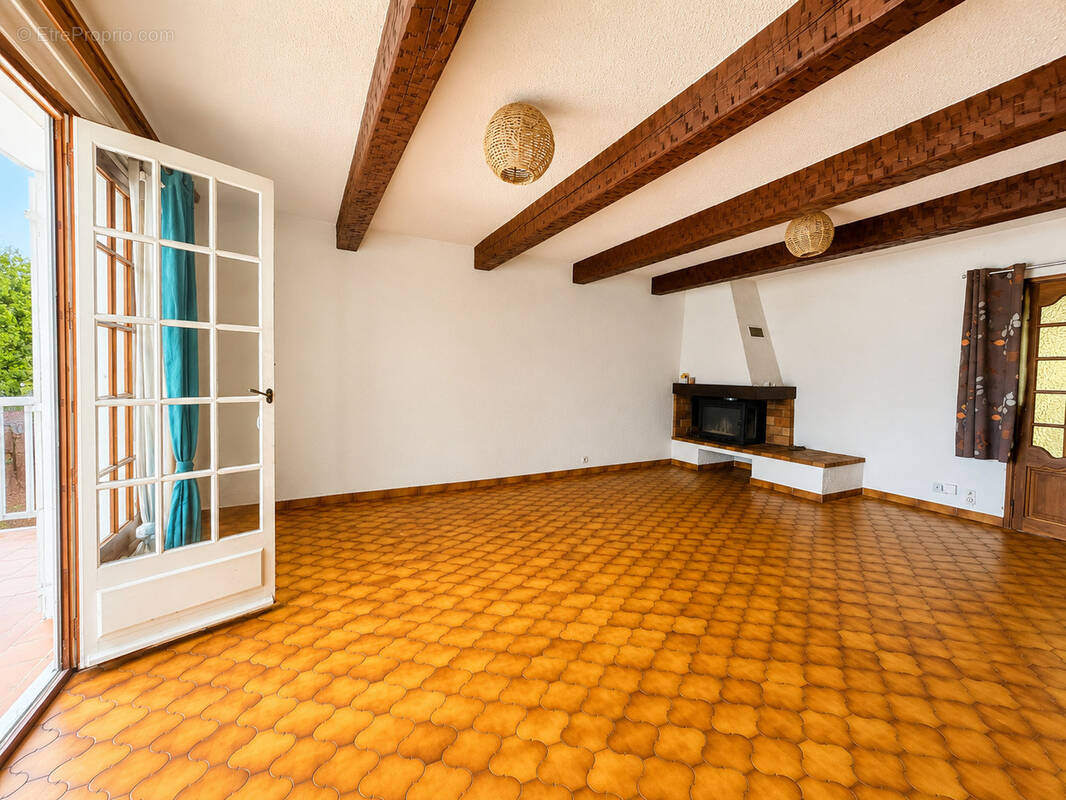 Maison à SIX-FOURS-LES-PLAGES