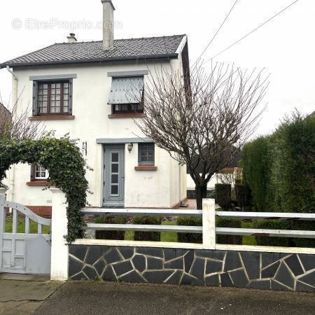 1 n°1 - Maison à FRIVILLE-ESCARBOTIN