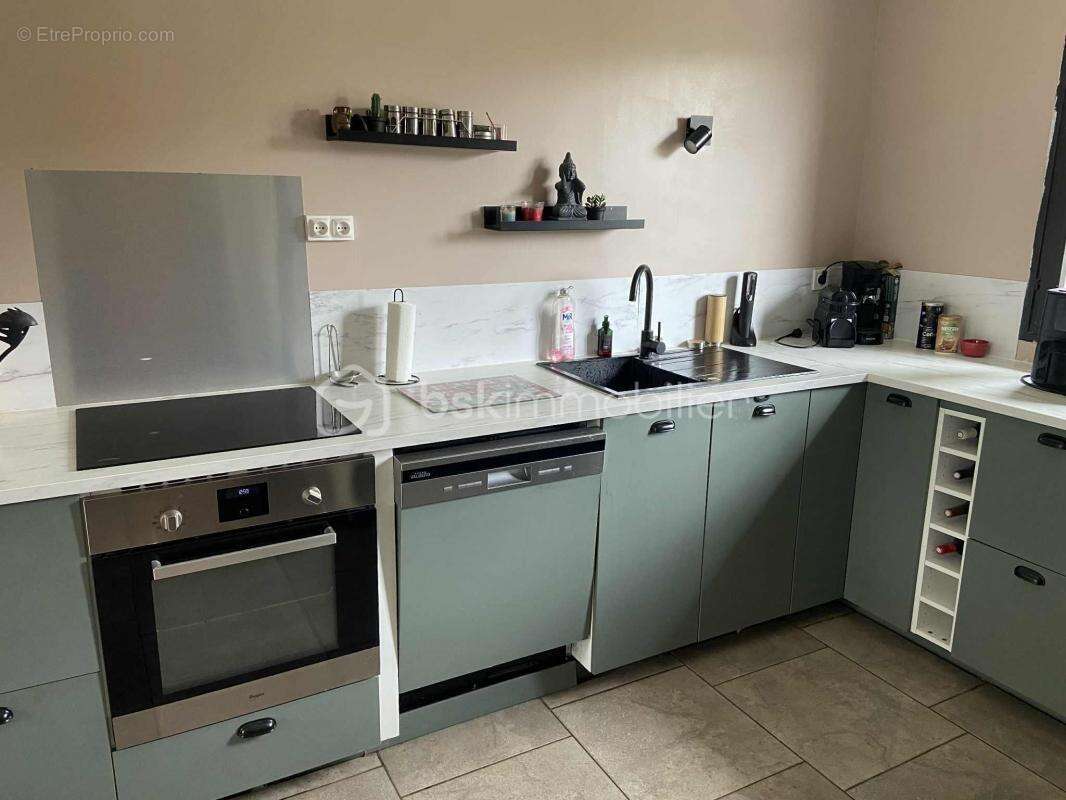 Maison à OSTRICOURT