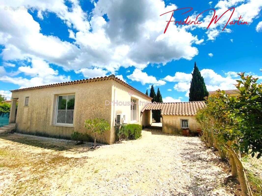 Maison à VEZENOBRES