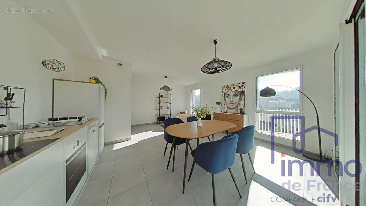 Appartement 84 m² à Saint-Etienne  - photo 4