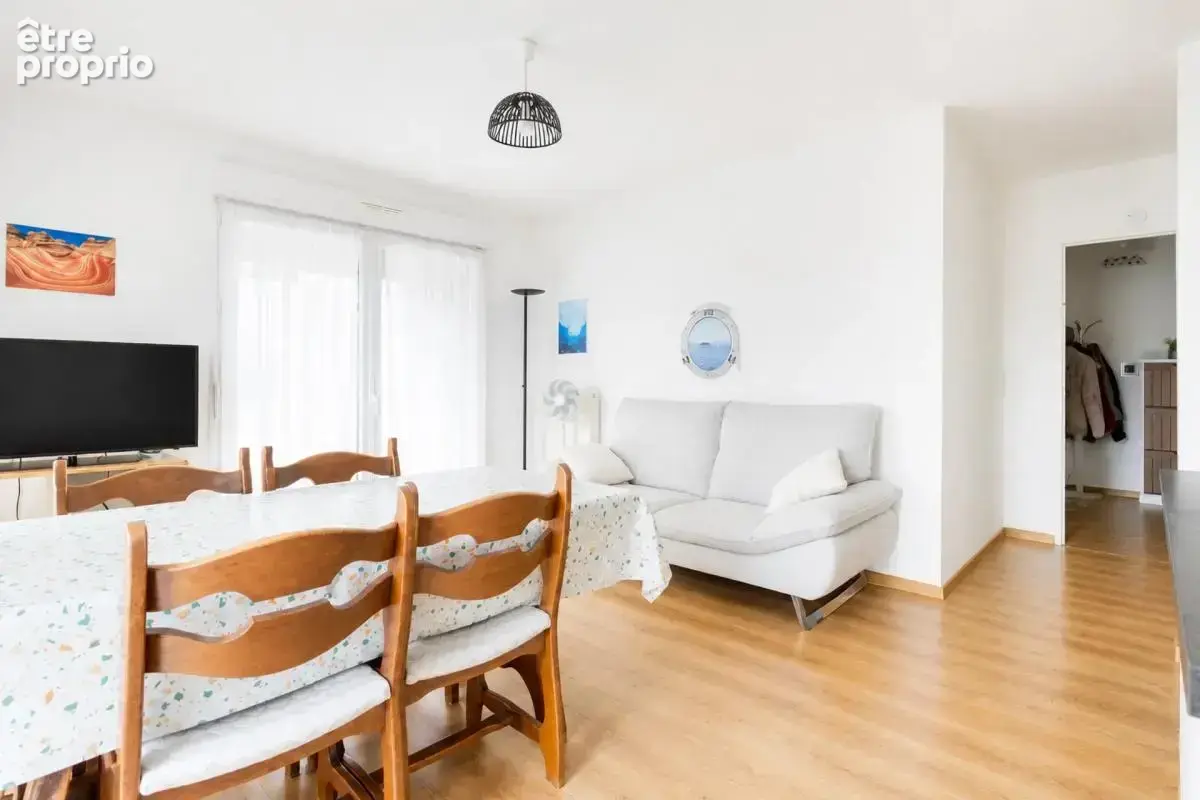 Appartement 3 pièces de 62,4 m² à Faches-Thumesnil - photo 4