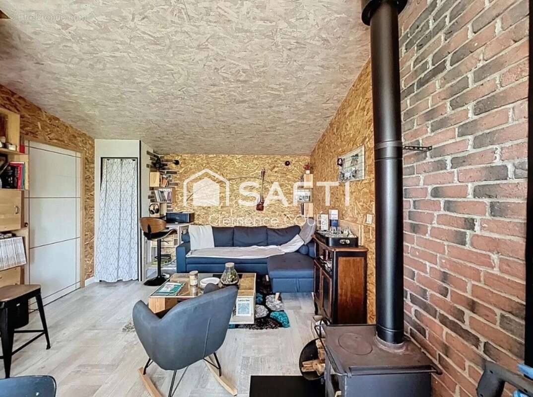 Photo 3 - Terrain à LA ROUXIERE