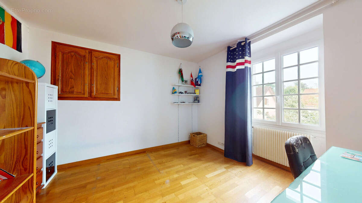 Maison à BOIS-D'ARCY