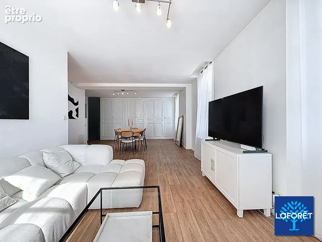 À vendre appartement 4 pièces lumineux dans un cadre exceptionnel à Blois - photo 8