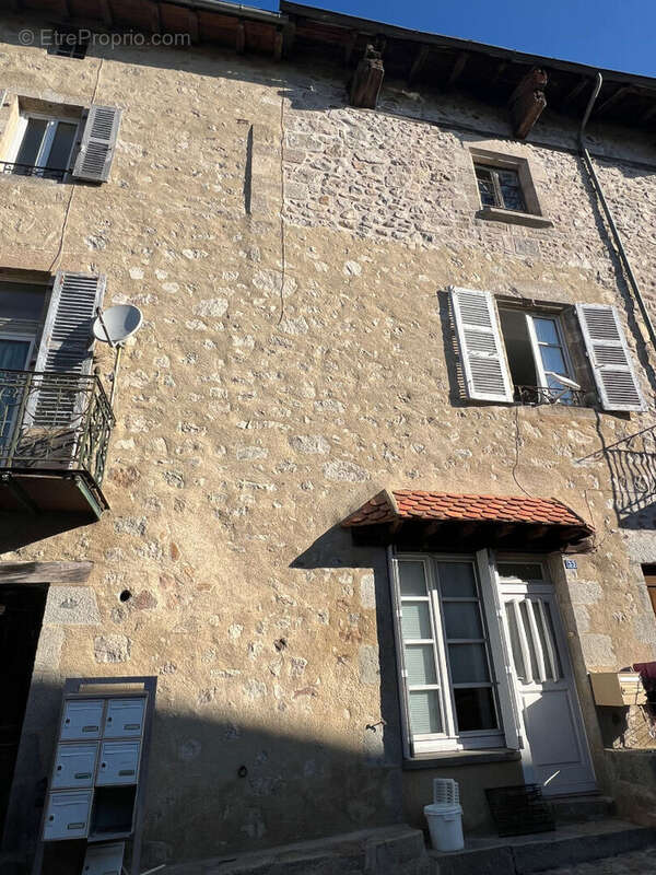 Appartement à LAROQUEBROU