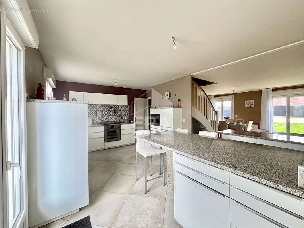 Maison à BALLANCOURT-SUR-ESSONNE