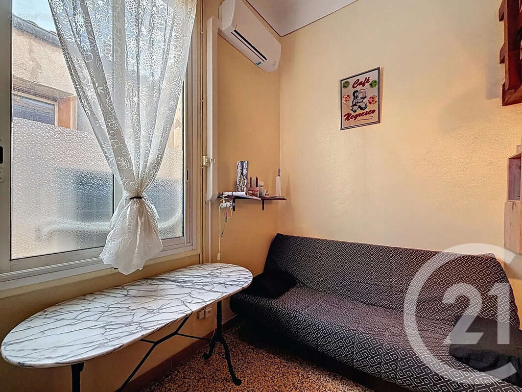 Appartement 97 m² à Sete  - photo 20