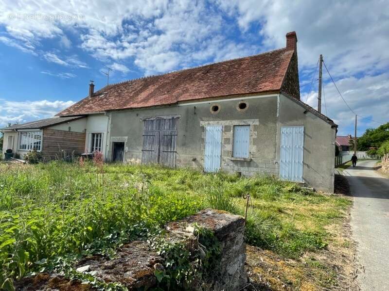 Maison à NOUZEROLLES
