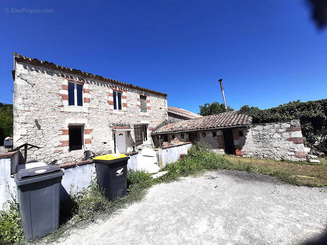 Maison à MALAUSE
