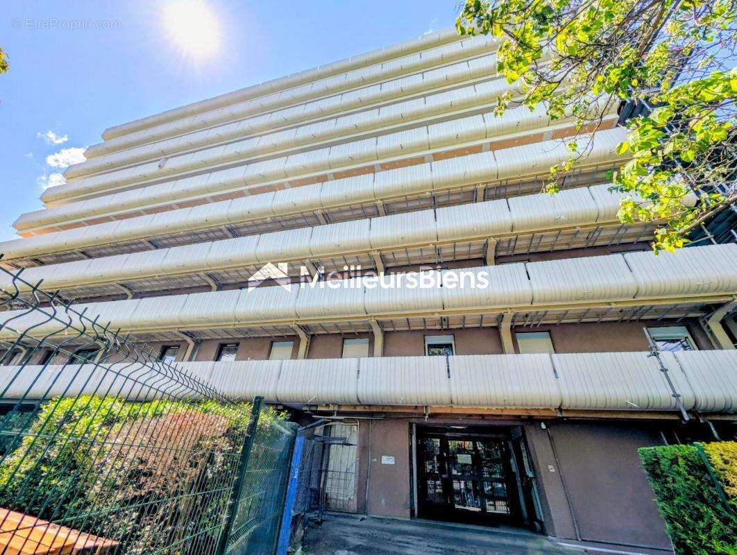 Appartement à LES MUREAUX