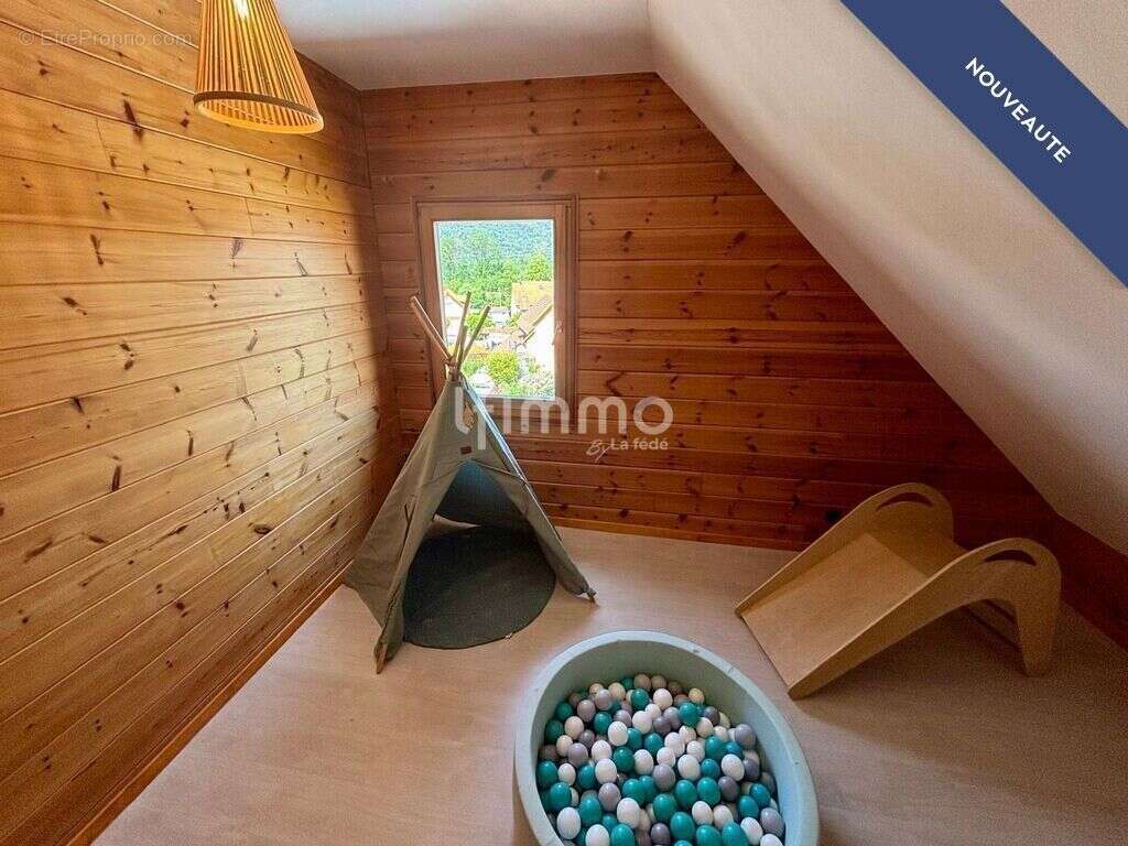 Maison à CHATENOIS