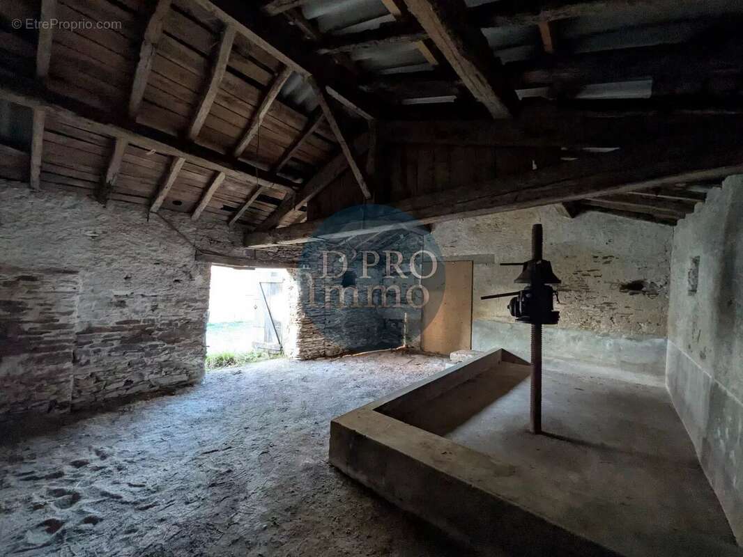 Maison à HAUTE-GOULAINE