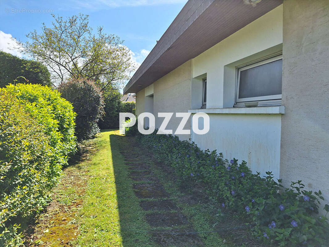 Maison à SAINT-JEAN-DES-CHAMPS