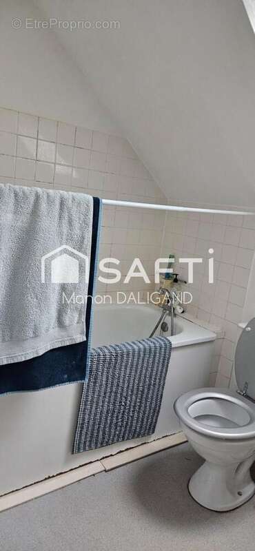 Appartement 170 m² à Dompierre-Sur-Besbre  - photo 8