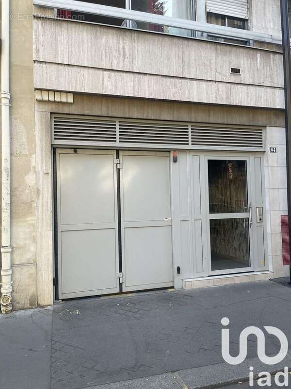 Photo 3 - Parking à PARIS-12E