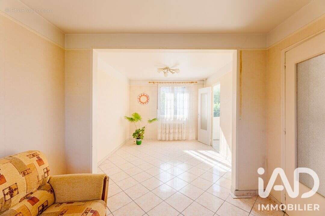 Maison 68 m² à Taverny  - photo 2
