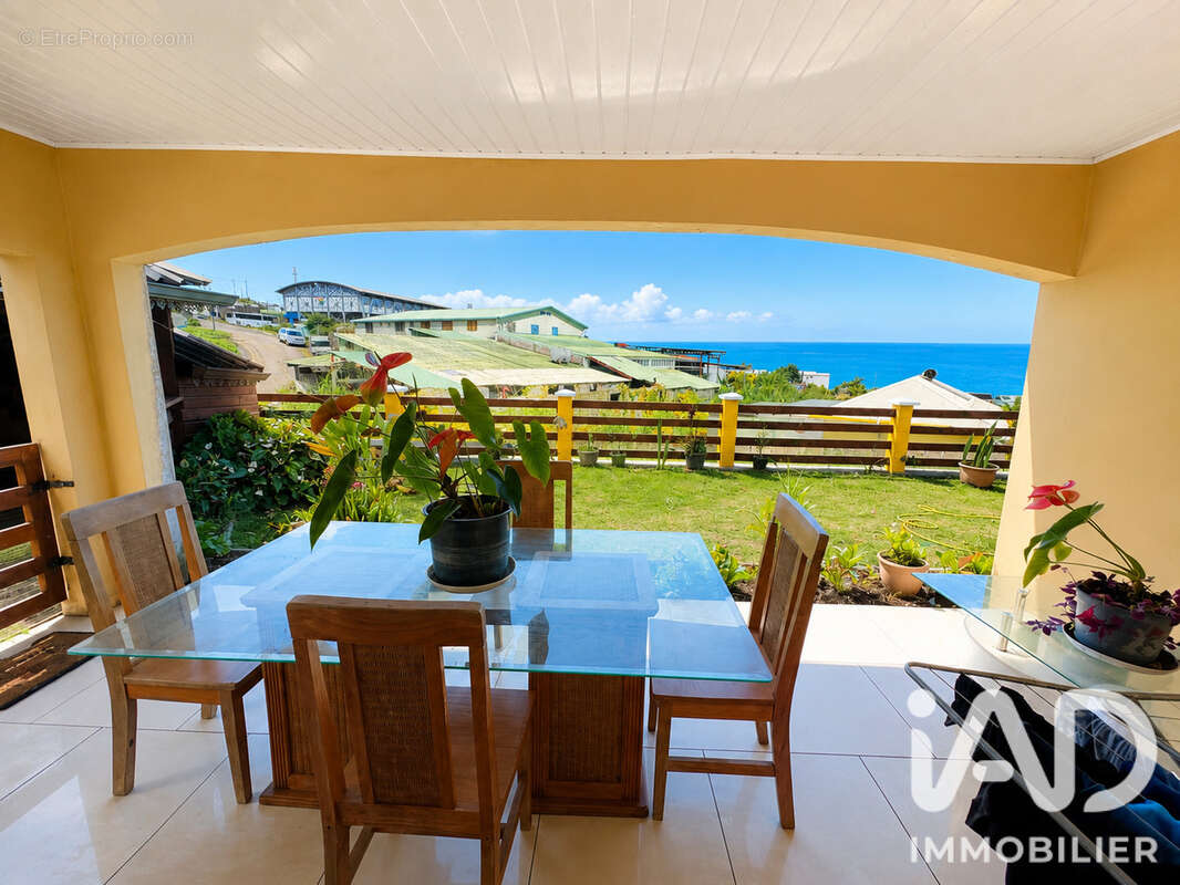 Photo 3 - Maison à LES TROIS-BASSINS