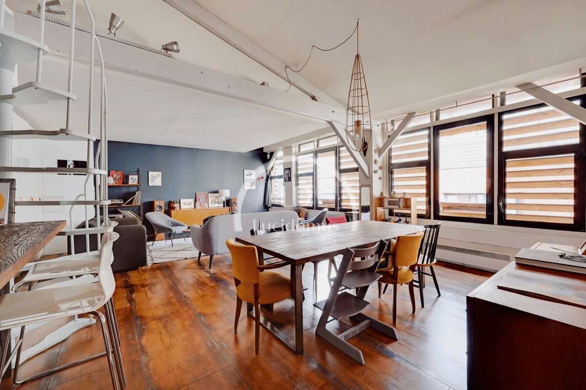 Appartement à PARIS-18E