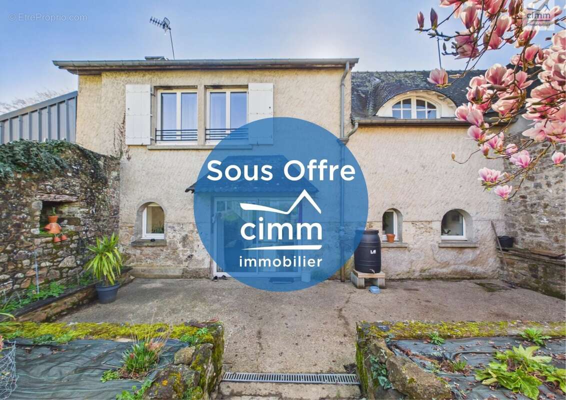 Maison à SAINT-SEGLIN