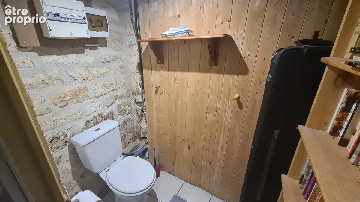 Ensemble immobilier Angoulême - 2 T2 duplex, 2 studios + maison - photo 13