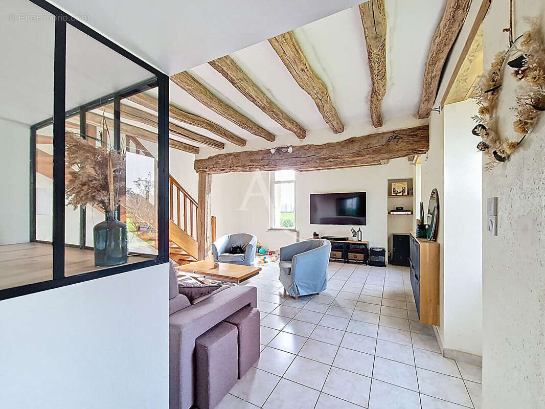 Maison à DOUE-LA-FONTAINE