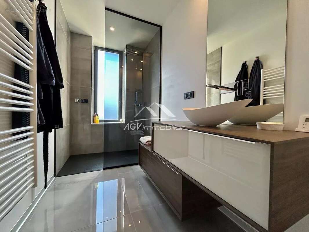 Propriété de caractère de 320 m² - 4 chambres - proche Nîmes - photo 18