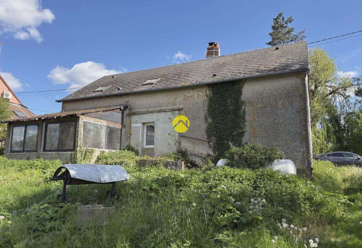 Maison à LA GUERCHE-SUR-L'AUBOIS