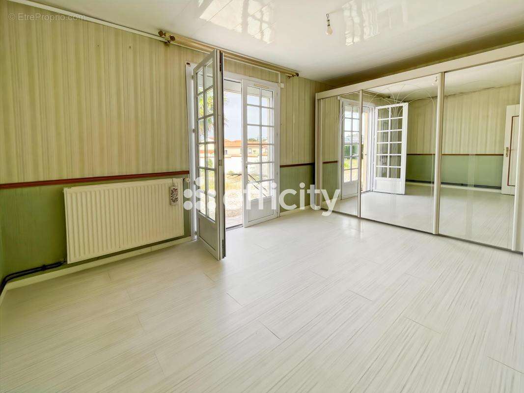 Maison 93 m² à Brem-Sur-Mer  - photo 7