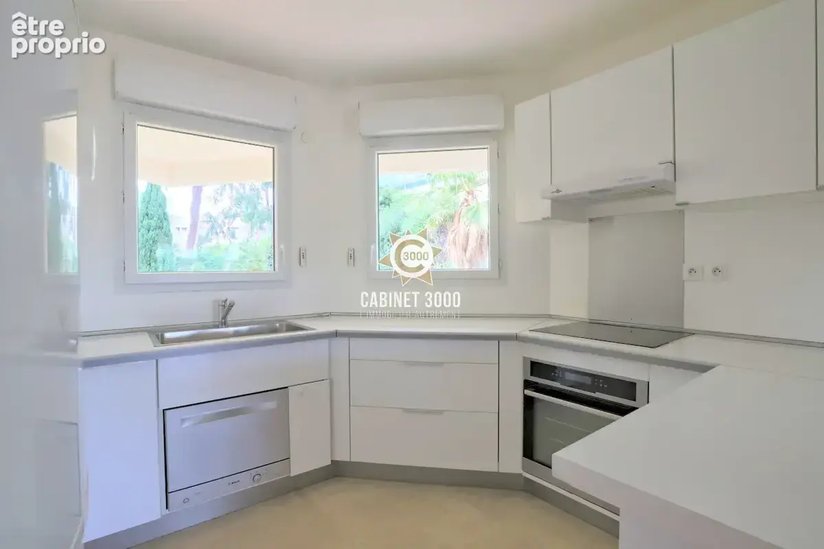 M2334 - HYERES - Port - Appartement T4 - Rez-de-jardin - Garage - photo 3