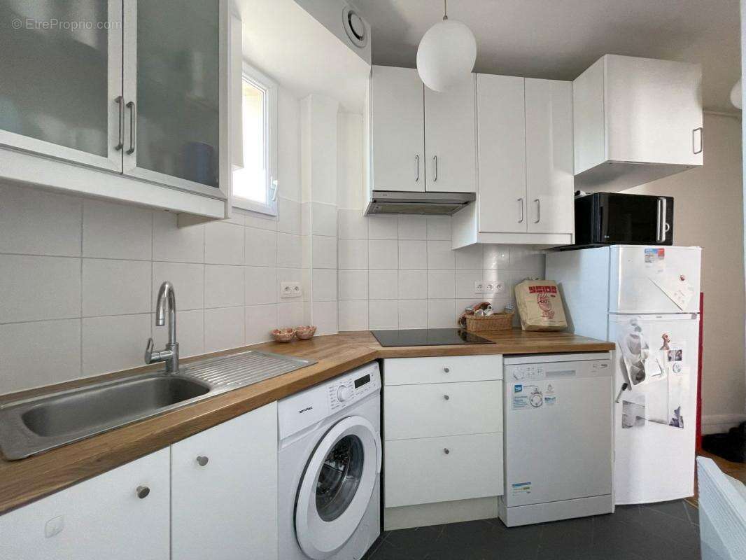 Appartement à PARIS-18E