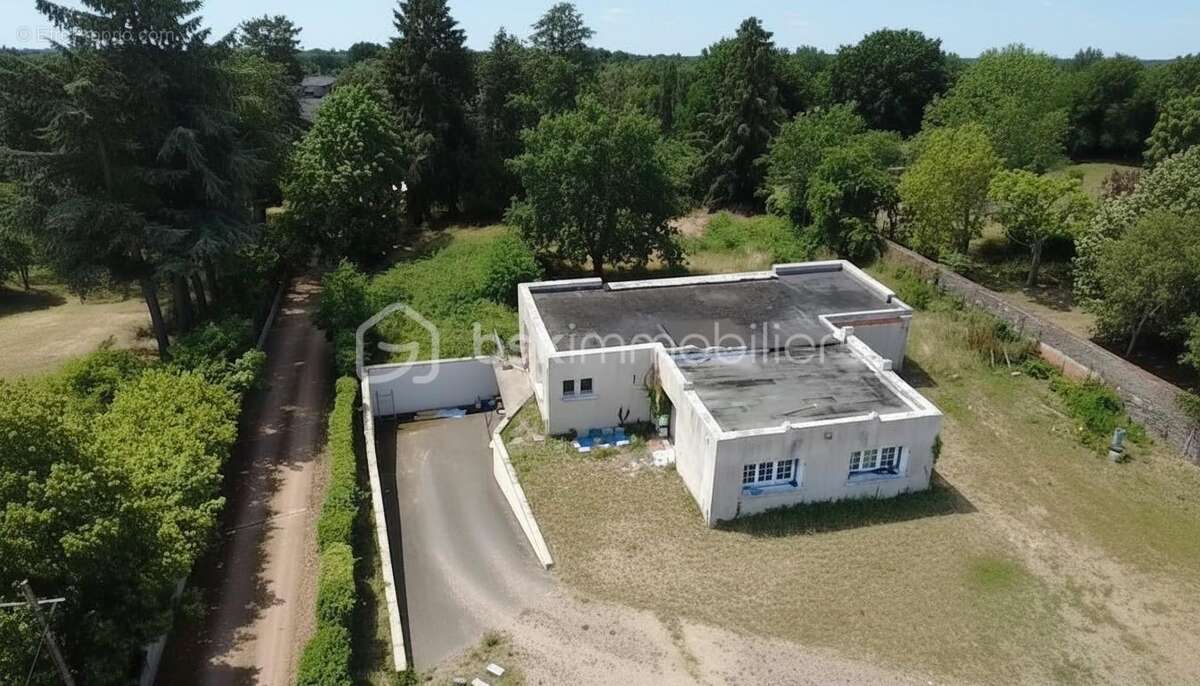 Maison à RIORGES