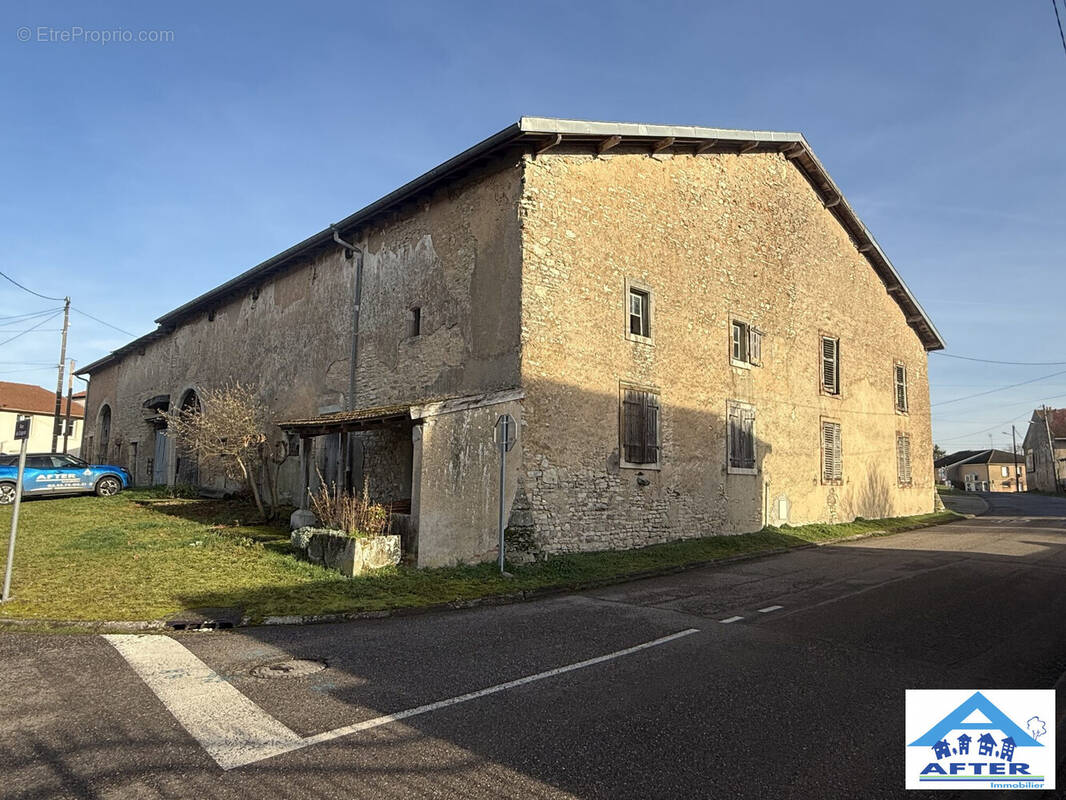 Maison à XERMAMENIL