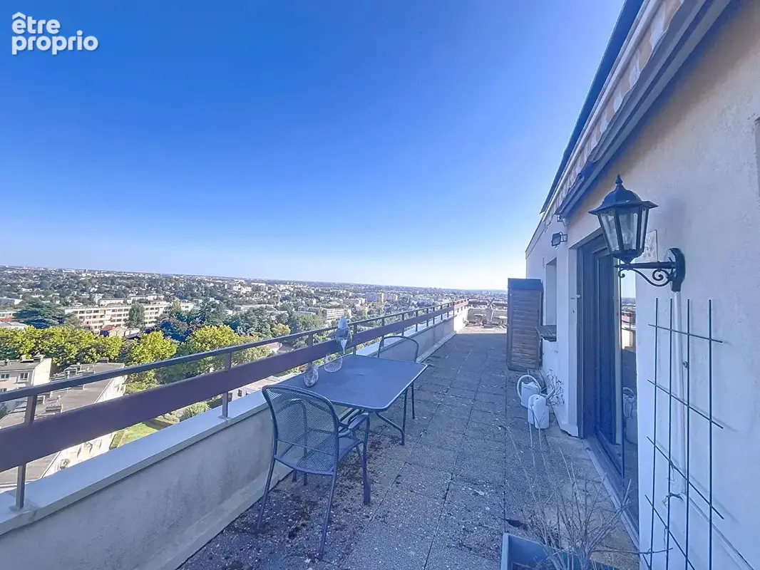 Appartement T4 en rooftop avec terrasse de 76 m² à Fontenay-aux-Roses - photo 4