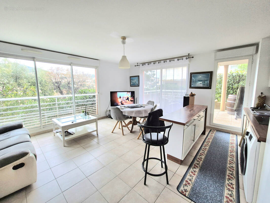 Appartement à HYERES