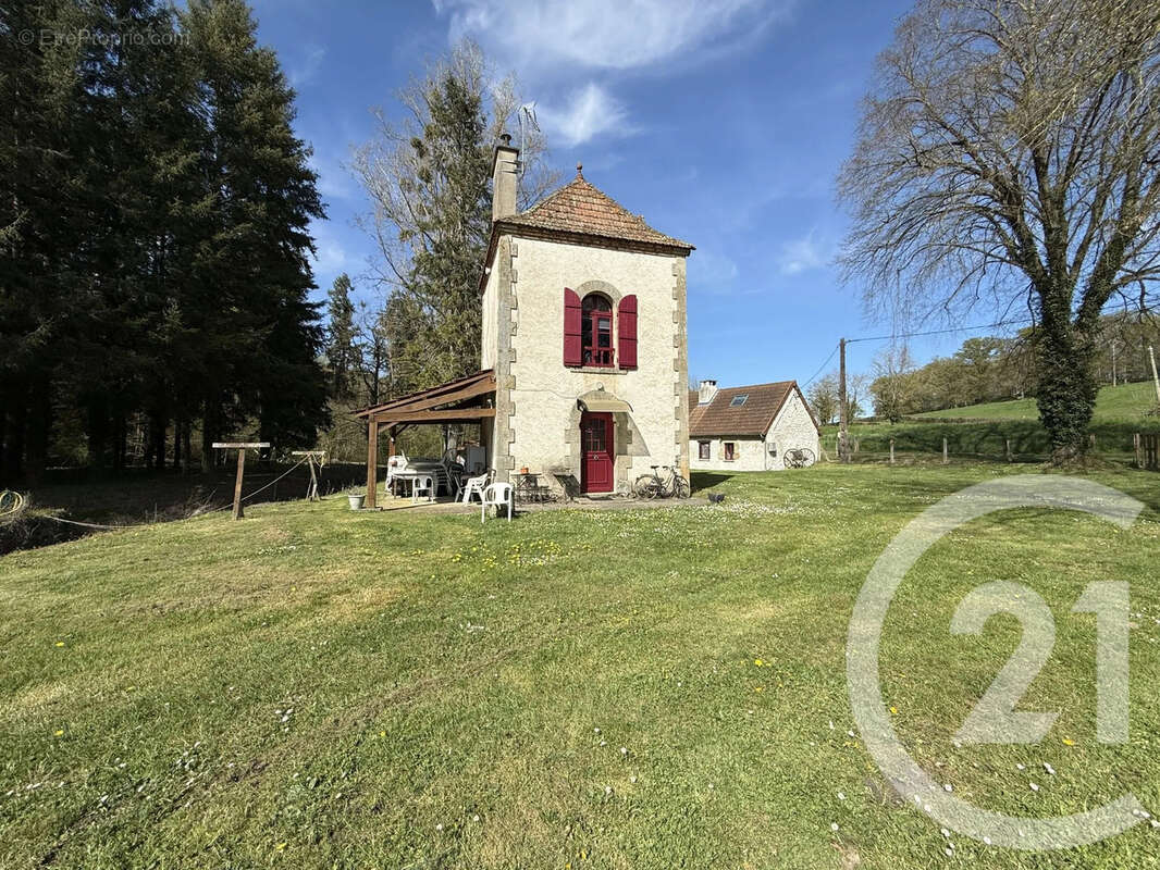 Maison à SOUVIGNY