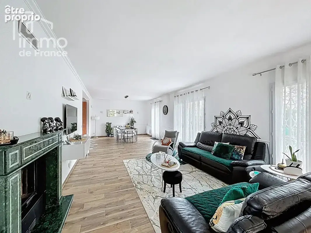 Viry maison 157 m² rénovée avec sous-sol et 4 chambres, aux portes de Genève - photo 3