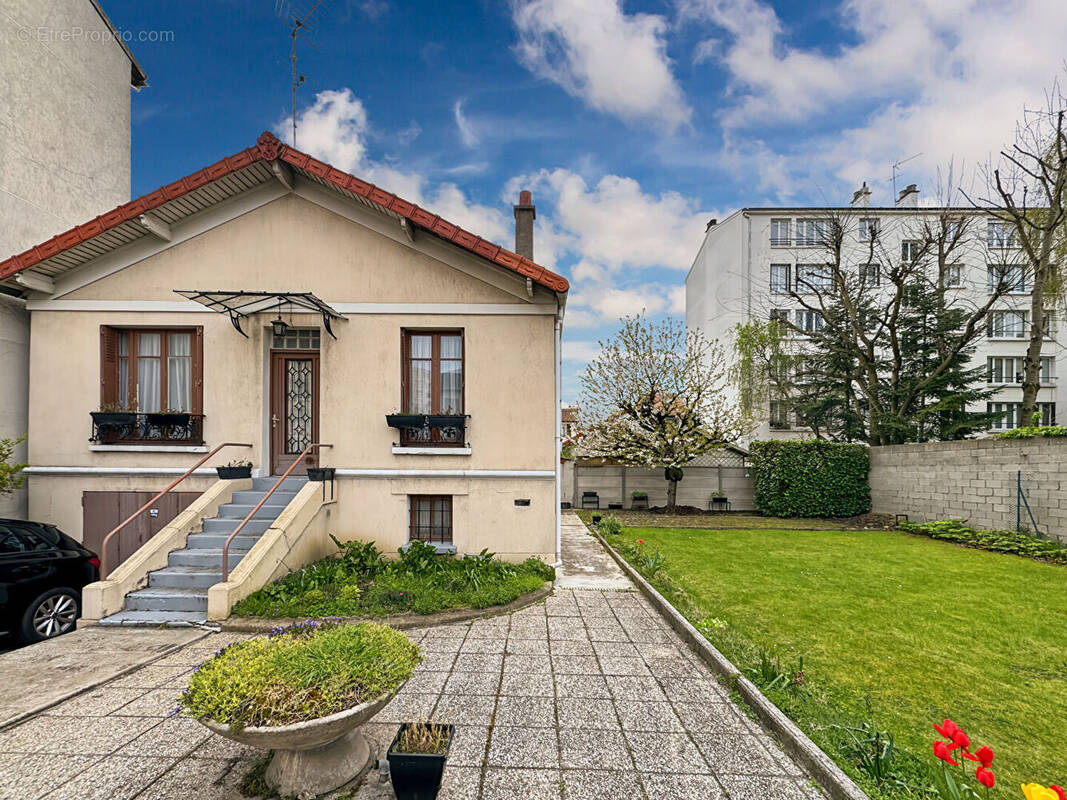 Maison à MONTREUIL
