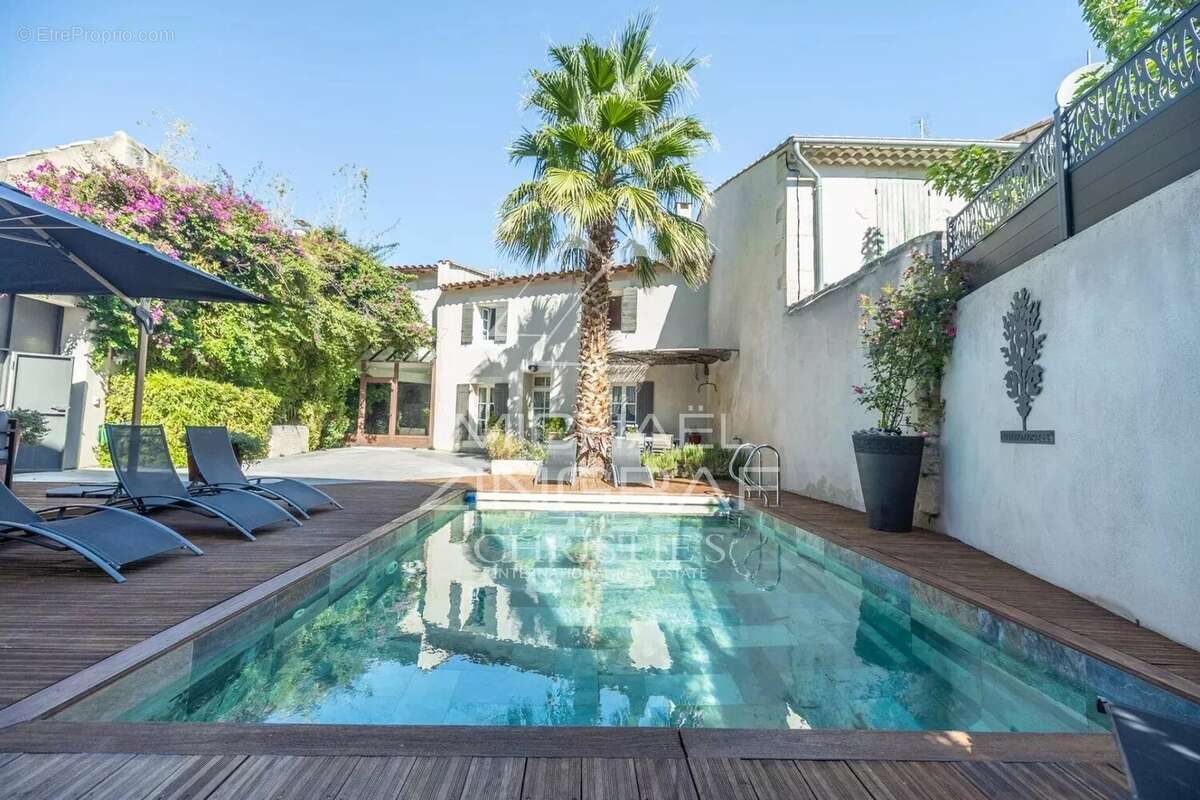 Maison à SAINT-REMY-DE-PROVENCE