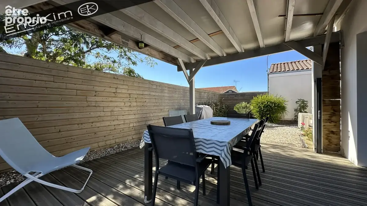 Maison de plain-pied récente   3 chambres   Terrain clos avec pergola - photo 3