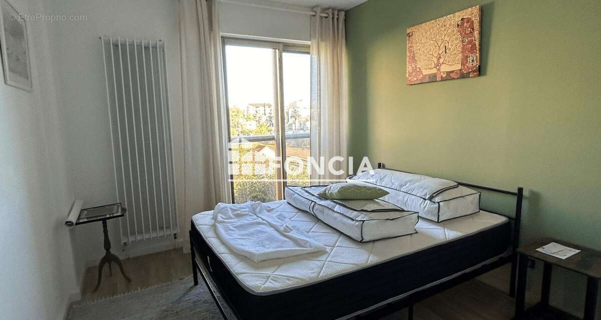Appartement à HYERES