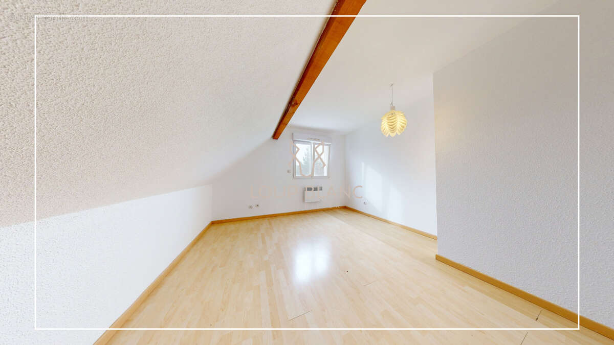 Maison à CHAMPAGNEY